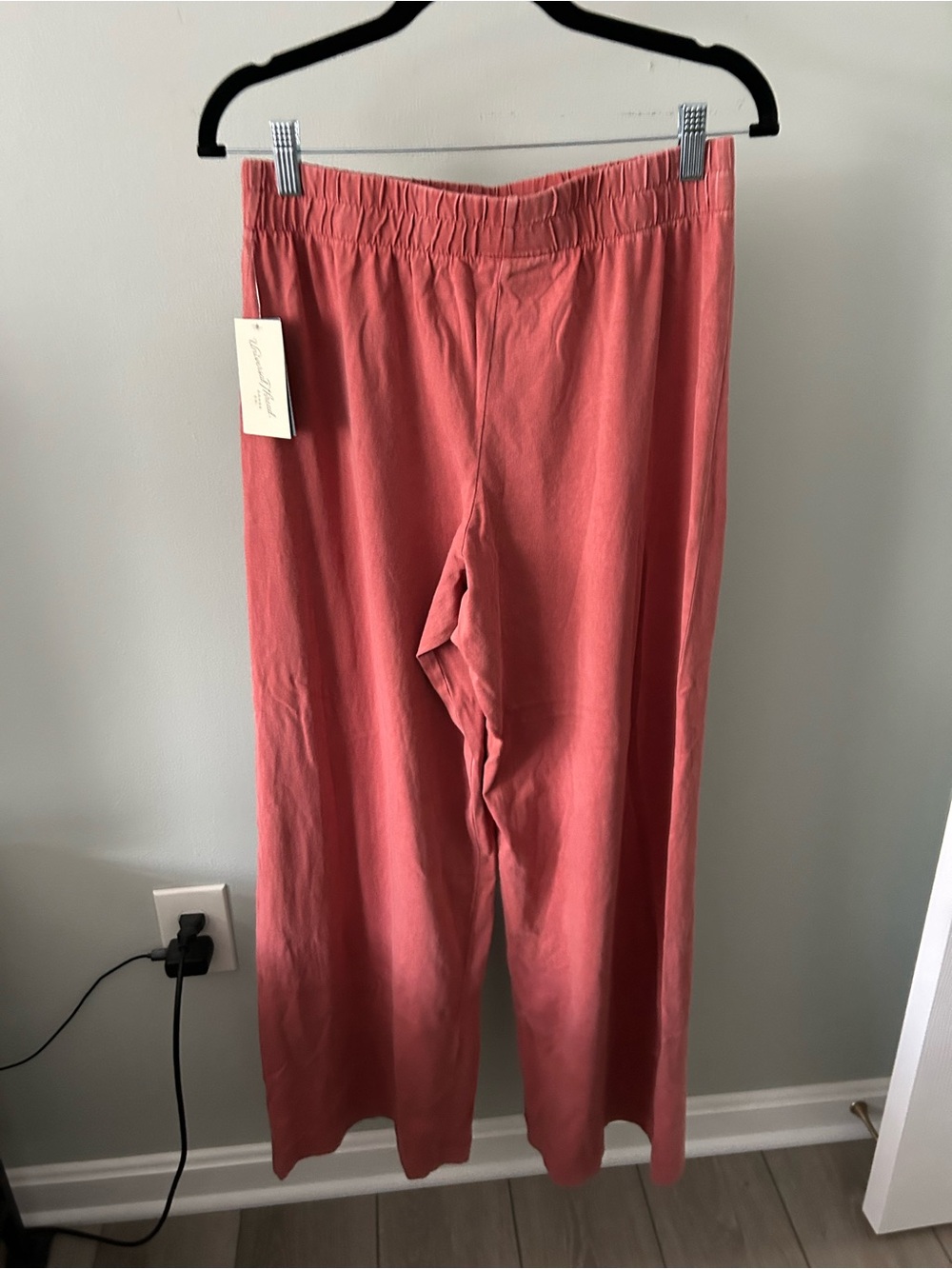 NWT Universal Thread Wide-Leg Pants in “Red”. Size small. - Picture 5 of 8